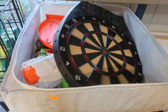 Div. Legetøj, Fjernstyrret bil, Ketchere m.m.