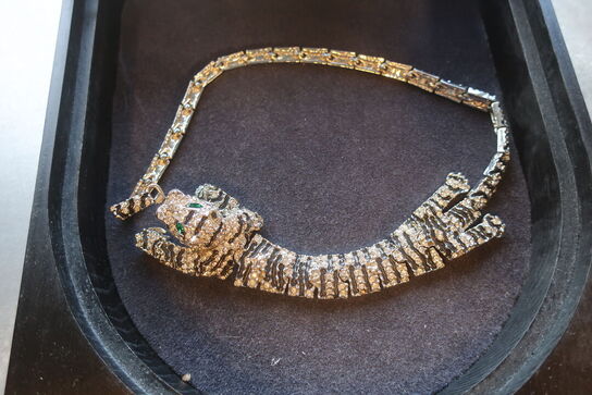 Halskæde med Tigerdesign