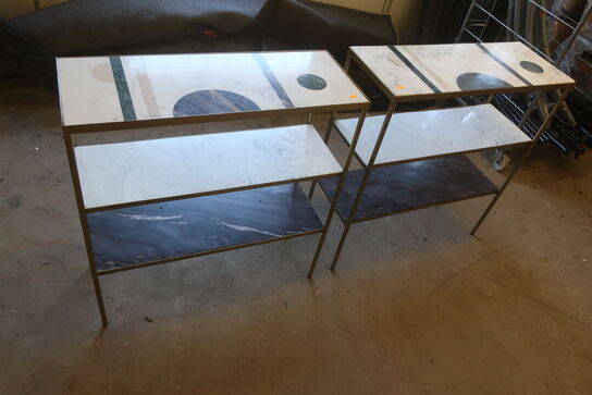 Lille Bord + Reol i Sten