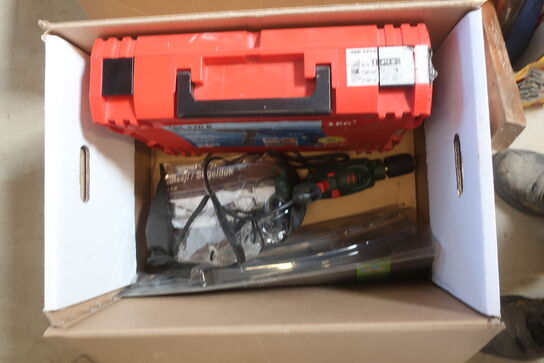 Sav, Skruemaskine m.m.