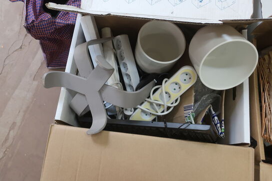 4 Ks.Blandet Lot Ismaskine, Tastatur m.m.