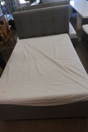 Seng + Gavl  IKEA "GRUSNARV"