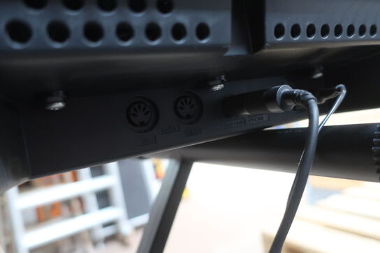 DigItal piano YAMAHA P-35 med stativ