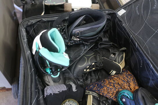 3  par Inliners i Kuffert