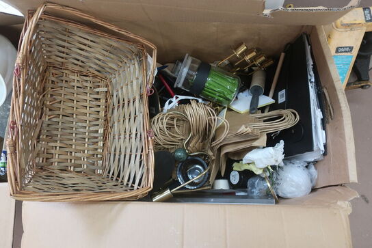 4 Ks.Blandet Lot Ismaskine, Tastatur m.m.