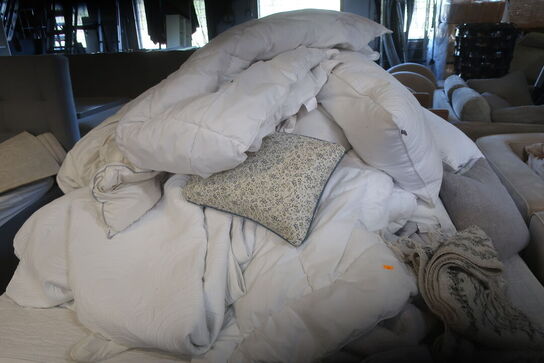 Parti Dyner og Puder