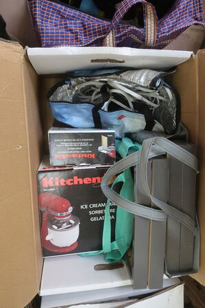 4 Ks.Blandet Lot Ismaskine, Tastatur m.m.