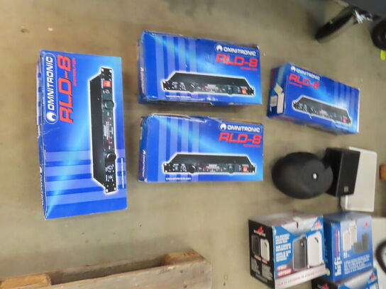 3 paller fra installationsafdeling - Højtalere, kabler, elektronik (se beskrivelse)