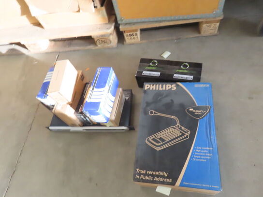 3 paller fra installationsafdeling - Højtalere, kabler, elektronik (se beskrivelse)