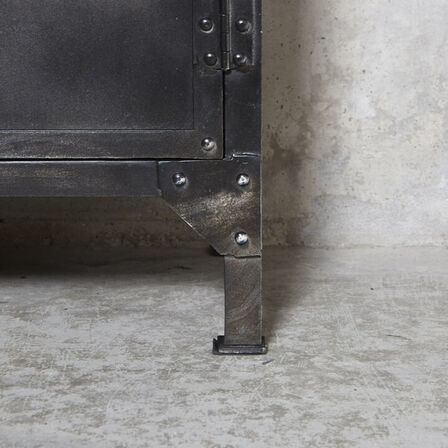 Skænk 180 sort oxideret