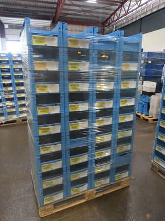 Palle med sortimentskasser