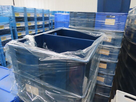 1/2 palle med plastkasser