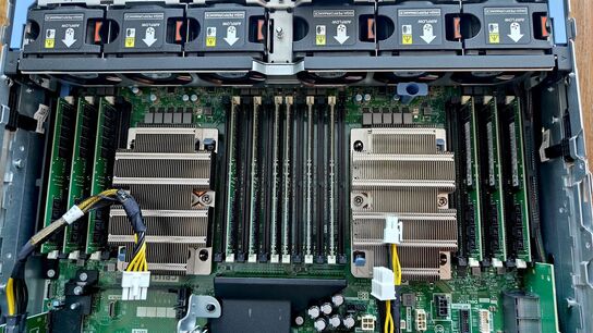 Server Dell VxRail EMC V570F (se beskrivelse) (MOMSFRI)