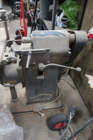 Dyvelmaskine V.J.JUNGET HERNING 