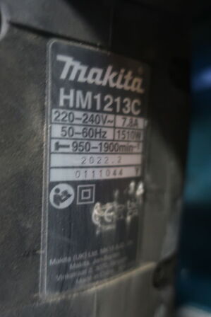 Mejselhammer MAKITA HM1213C