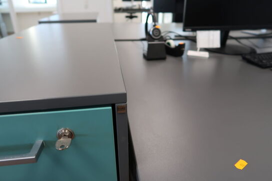 2 stk. skabe CUBE DESIGN