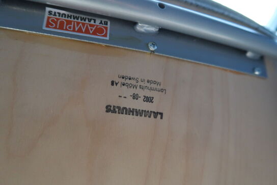 2 stk. stole LAMMHULTS samt 2 stk. reoler