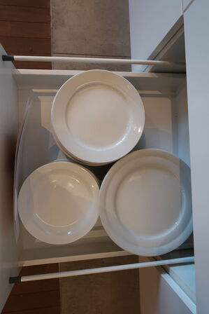 Div. Køkkenservice, kopper, tallerkner bl.a. FIGGJO m.fl.