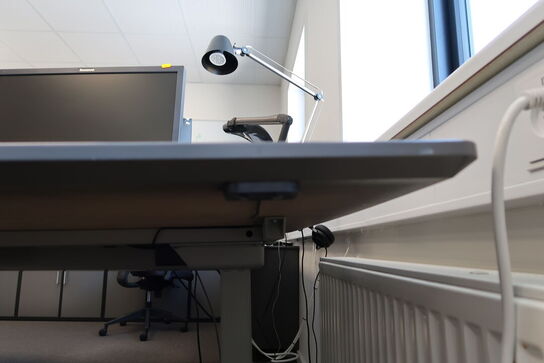 El. hæve/sænke skrivebord