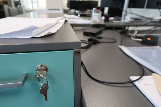 2 stk. skabe CUBE DESIGN