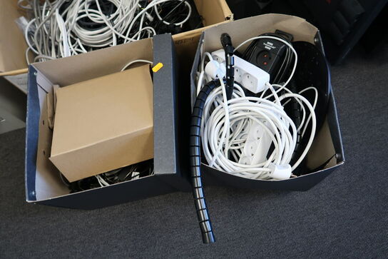 Div. Forlængerledninger, kabler m.m.