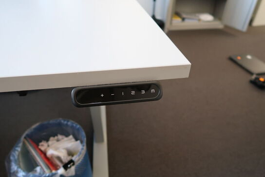 El. hæve/sænke skrivebord, skab/reol