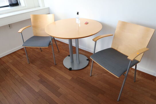 Mødebord med 2 stk. mødestole LAMMHULTS