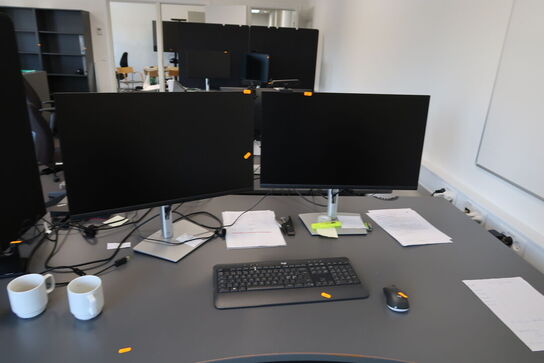 2 stk. computerskærme DELL P2722H, tastatur, mus, dockingstation