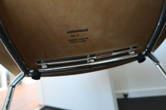 Mødebord med 3 stk. mødestole LAMMHULTS