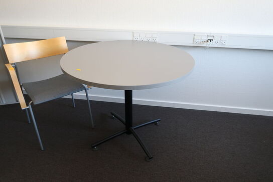 Mødebord med mødestol LAMMHULTS