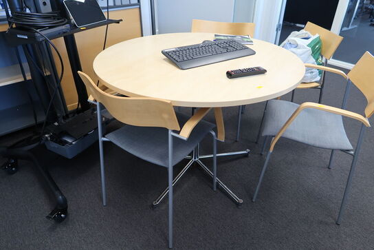 Mødebord med 4 stk. mødestole LAMMHULTS