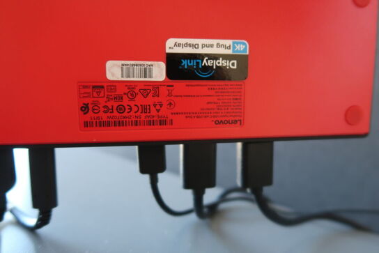 2 stk. computerskærme DELL P2725H, tastatur, mus, dockingstation, headset