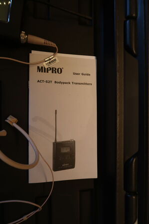 Lommesender MIPRO ACT-52T