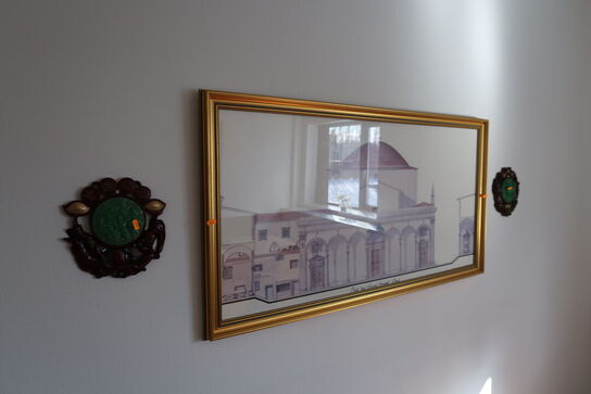 2 stk. vægudsmykning samt indrammet billede