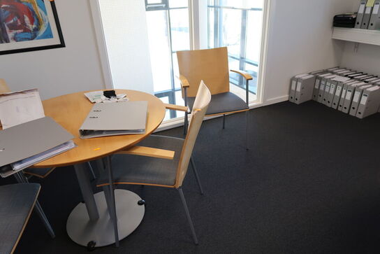 Mødebord med 4 stk. mødestole LAMMHULTS