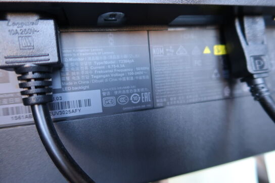 2 stk. computerskærme T2364pA, tastatur, rollermouse, headset JABRA