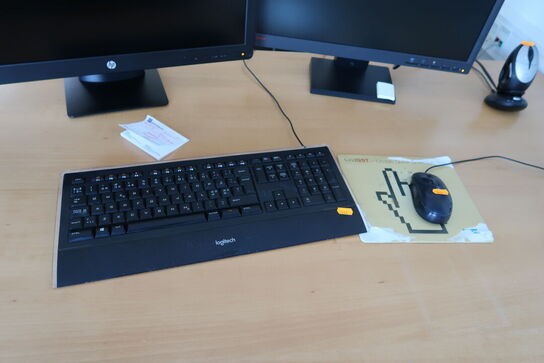 2 stk. computerskærme HP ProDisplay P240va, tastatur, mus 