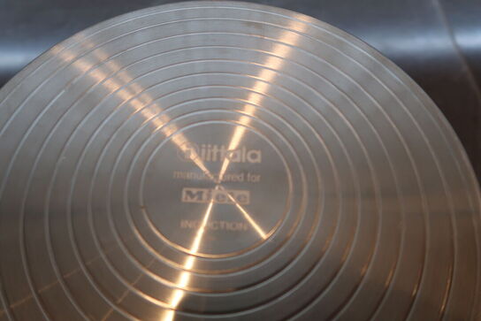 2 stk. Miele gryder med låg