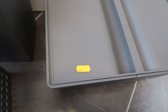 Stort parti skridmåtter til skuffer 