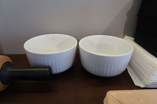 Diverse køkkenredskaber m.m. 