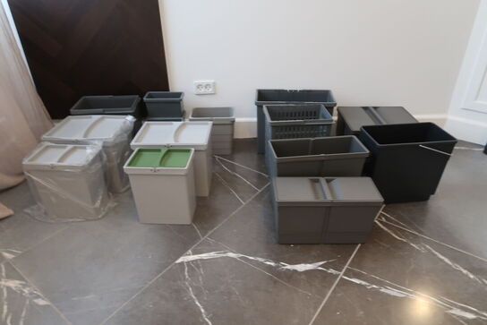 15 stk. Skraldespande til skuffer 