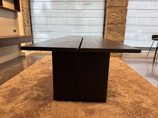 Plankebord i massiv røget eg