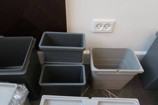 15 stk. Skraldespande til skuffer 