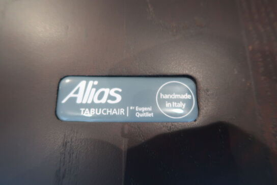 Tabu by Eugeni Quitllet for Alias