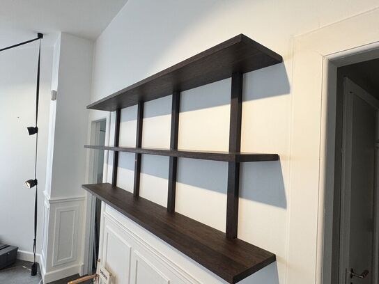 Boform håndlavet reol i røget eg