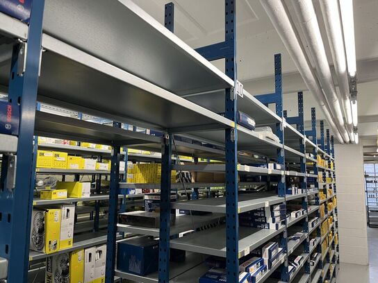 Rækker med lager hylder * Uden indhold