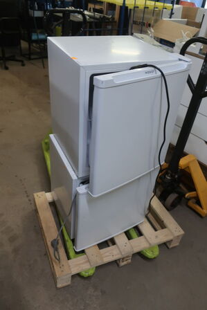 2 stk. køleskabe WASCO K43W - K44W