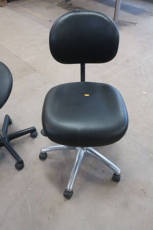 Kontostol VERMUNDLARSEN og sadelstol