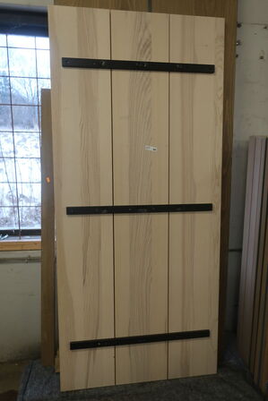 Spisebord IKEA YPPERLIG