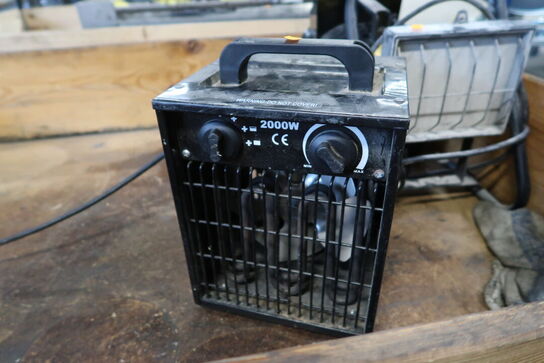 2 stk. varmeblæsere samt arbejdslampe